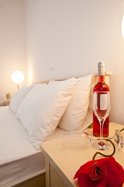 THALIA Myconian Suites Kalafati Eksteriør billede