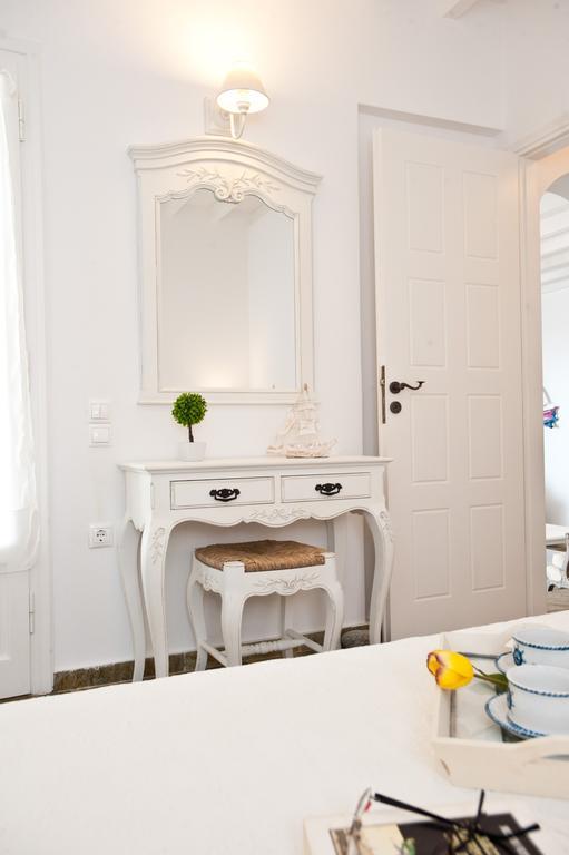 THALIA Myconian Suites Kalafati Eksteriør billede